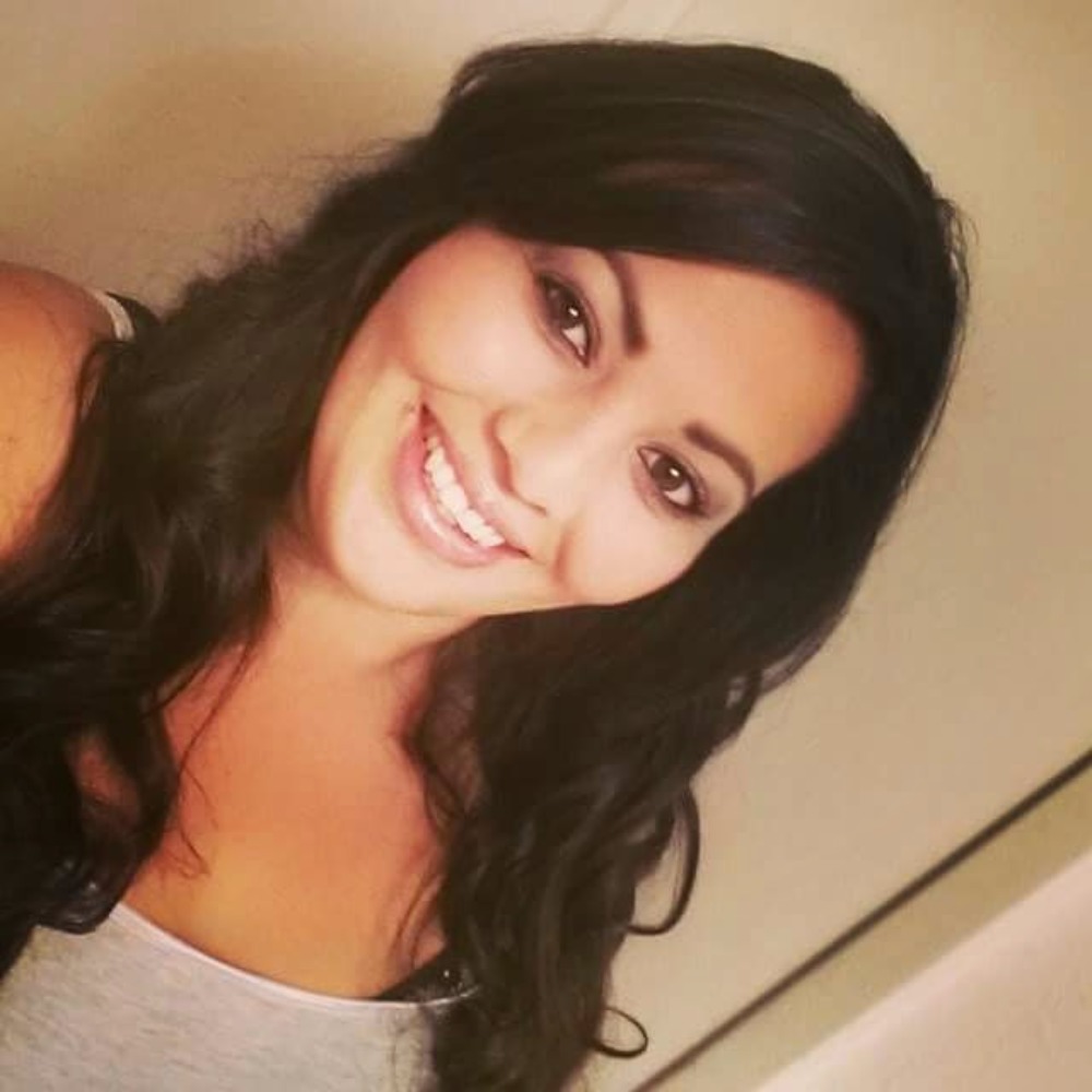Meet your Posher, Camillia